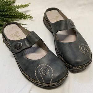 Rieker slip on shoes